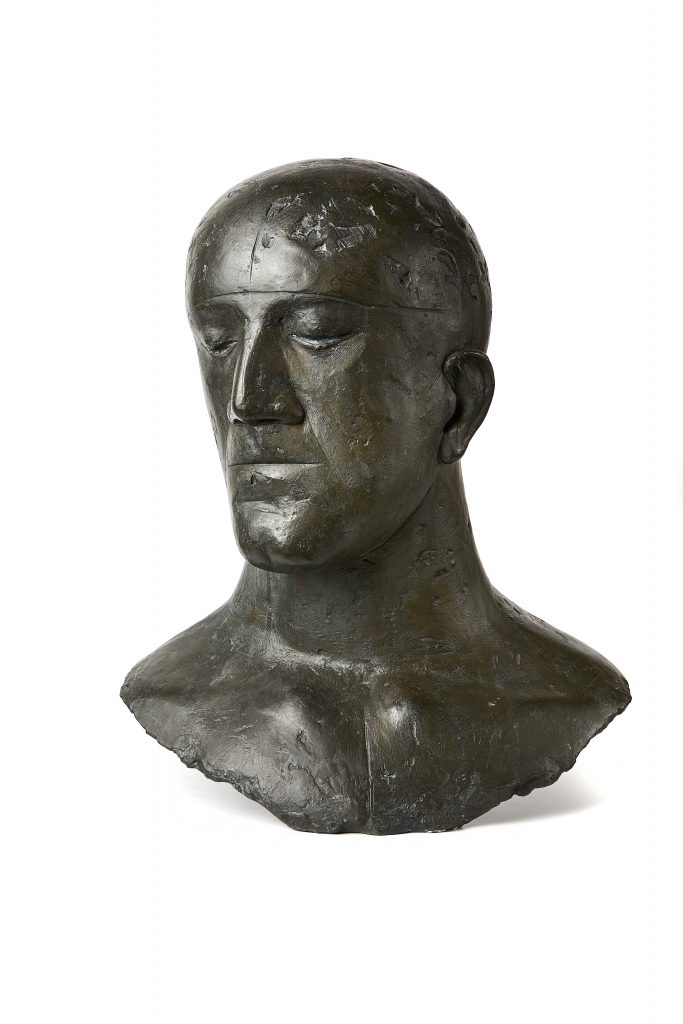 Elisabeth Frink ,Tribute I, 1975. Photo: Pete Huggins