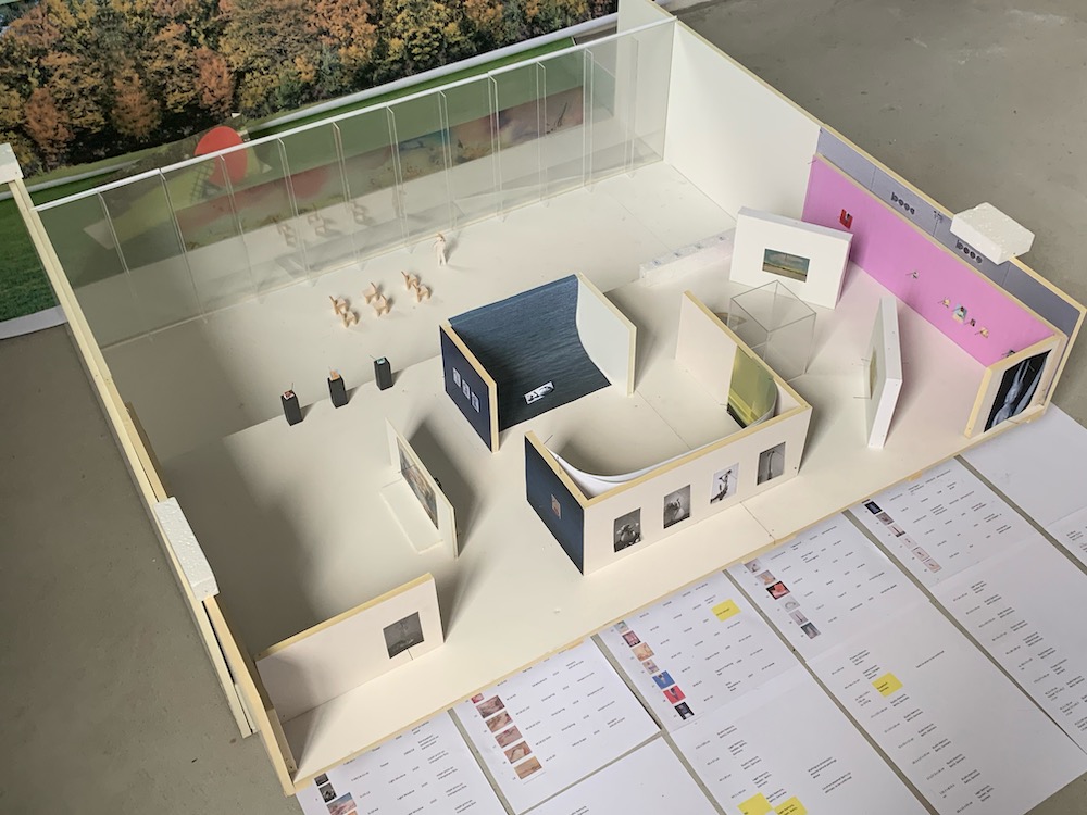 The model of the Sainsbury Centre's mezzanine gallery Ikemura and von Matt created for the show. Photo: Stefano Tiracchia © Atelier Philipp von Matt A maquette of the Sainsbury Centre's mezzanine gallery