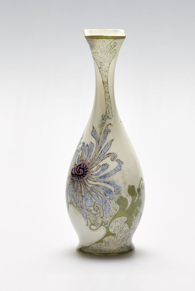 21058 - Vase - Sainsbury Centre